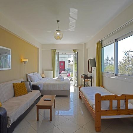 Semiramis Suites With Pool Kalamata Eksteriør billede
